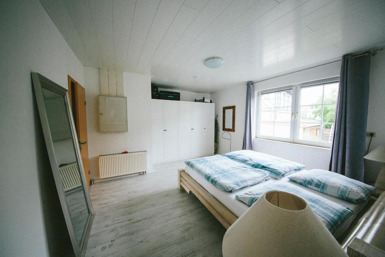 Grosse & Voll Ausgestattete Apartments, Studios, Doppelzimmer, Workspace, Parkplatz, Netflix, Prime & Schnelles Wifi In Ruhiger Lage Mit Garten Rudolstadt Exterior foto