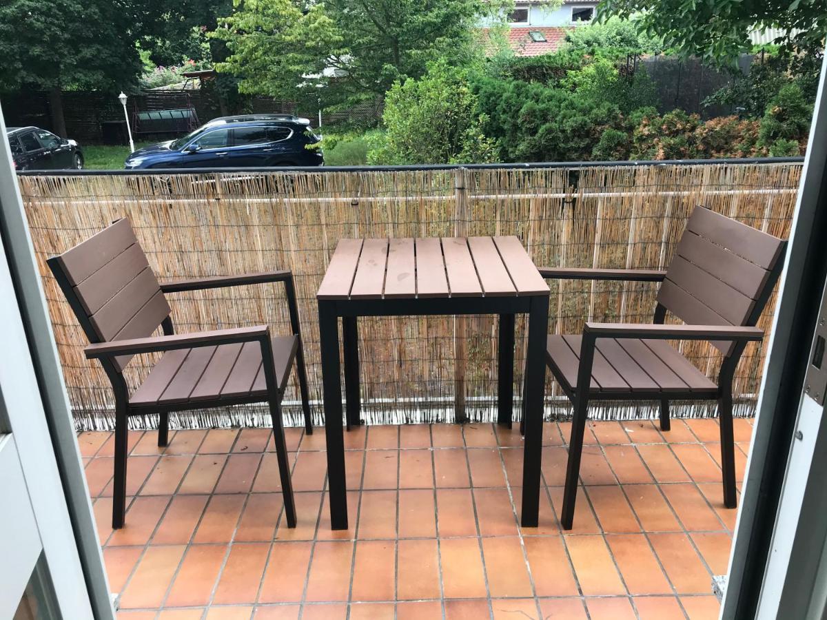 Grosse & Voll Ausgestattete Apartments, Studios, Doppelzimmer, Workspace, Parkplatz, Netflix, Prime & Schnelles Wifi In Ruhiger Lage Mit Garten Rudolstadt Exterior foto