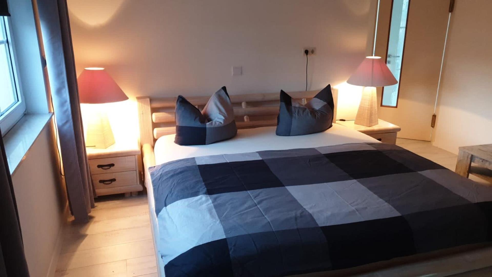 Grosse & Voll Ausgestattete Apartments, Studios, Doppelzimmer, Workspace, Parkplatz, Netflix, Prime & Schnelles Wifi In Ruhiger Lage Mit Garten Rudolstadt Exterior foto