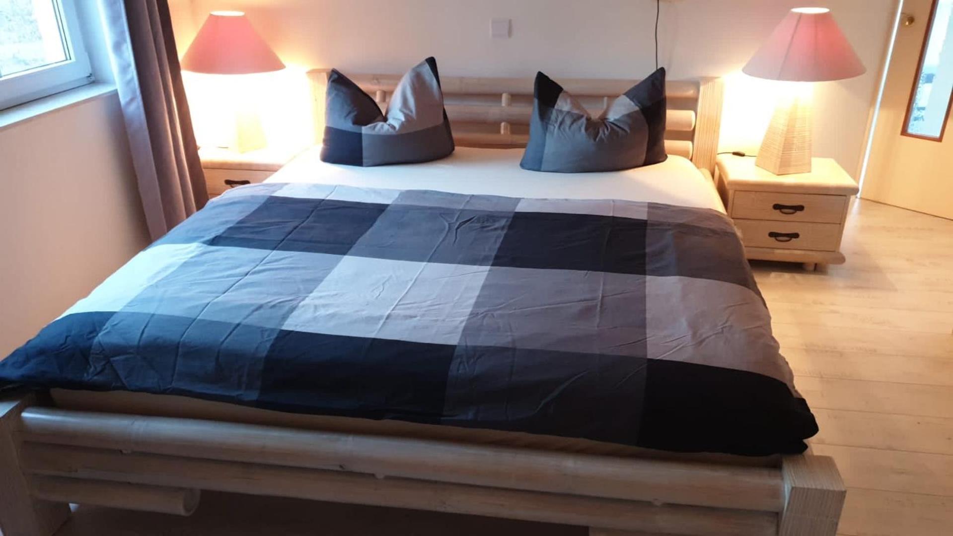 Grosse & Voll Ausgestattete Apartments, Studios, Doppelzimmer, Workspace, Parkplatz, Netflix, Prime & Schnelles Wifi In Ruhiger Lage Mit Garten Rudolstadt Exterior foto