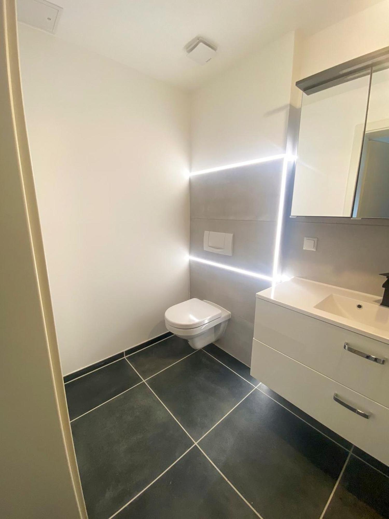 Grosse & Voll Ausgestattete Apartments, Studios, Doppelzimmer, Workspace, Parkplatz, Netflix, Prime & Schnelles Wifi In Ruhiger Lage Mit Garten Rudolstadt Exterior foto